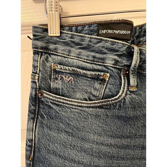 Emporio Armani J06 Slim-Fit Washed Denim Jeans - Picture 3 of 15